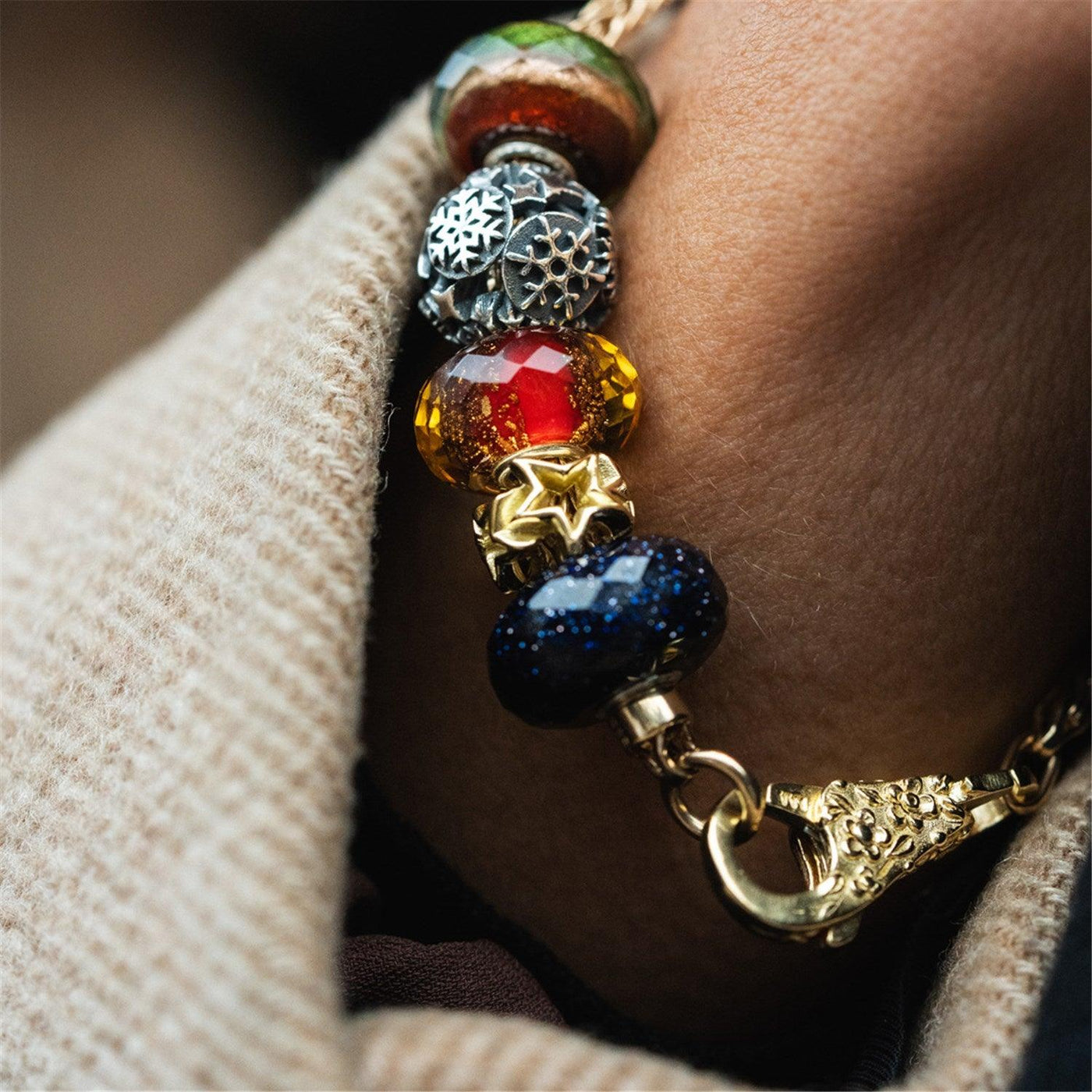 Fazettás Kék Aranykő Bead - Trollbeads Ékszerek Magyarország